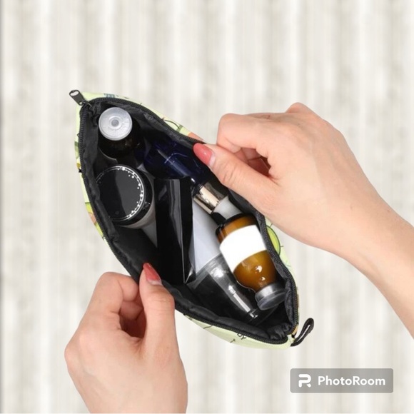 🥑🆕 Happy Avocados Makeup Bag or Pencil Case - Picture 2 of 4